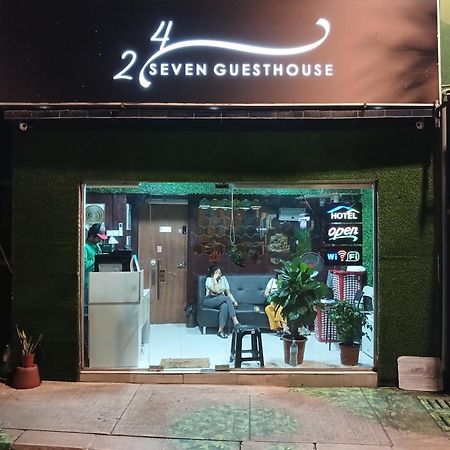 24Seven Guesthouse 吉隆坡 外观 照片
