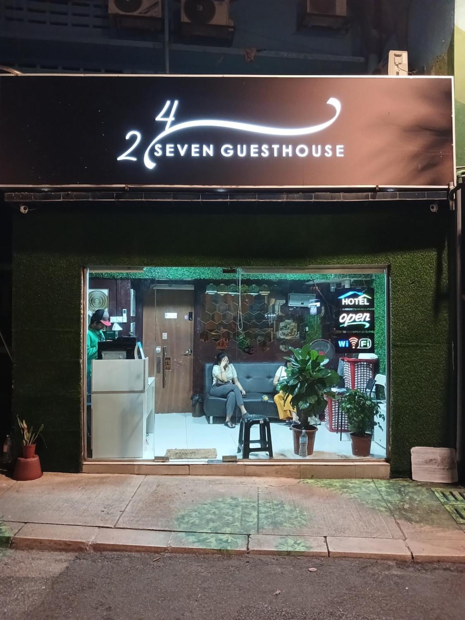 24Seven Guesthouse 吉隆坡 外观 照片